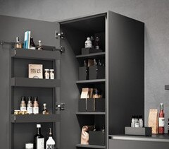 Essentio Hanging Storage 250x220.jpg